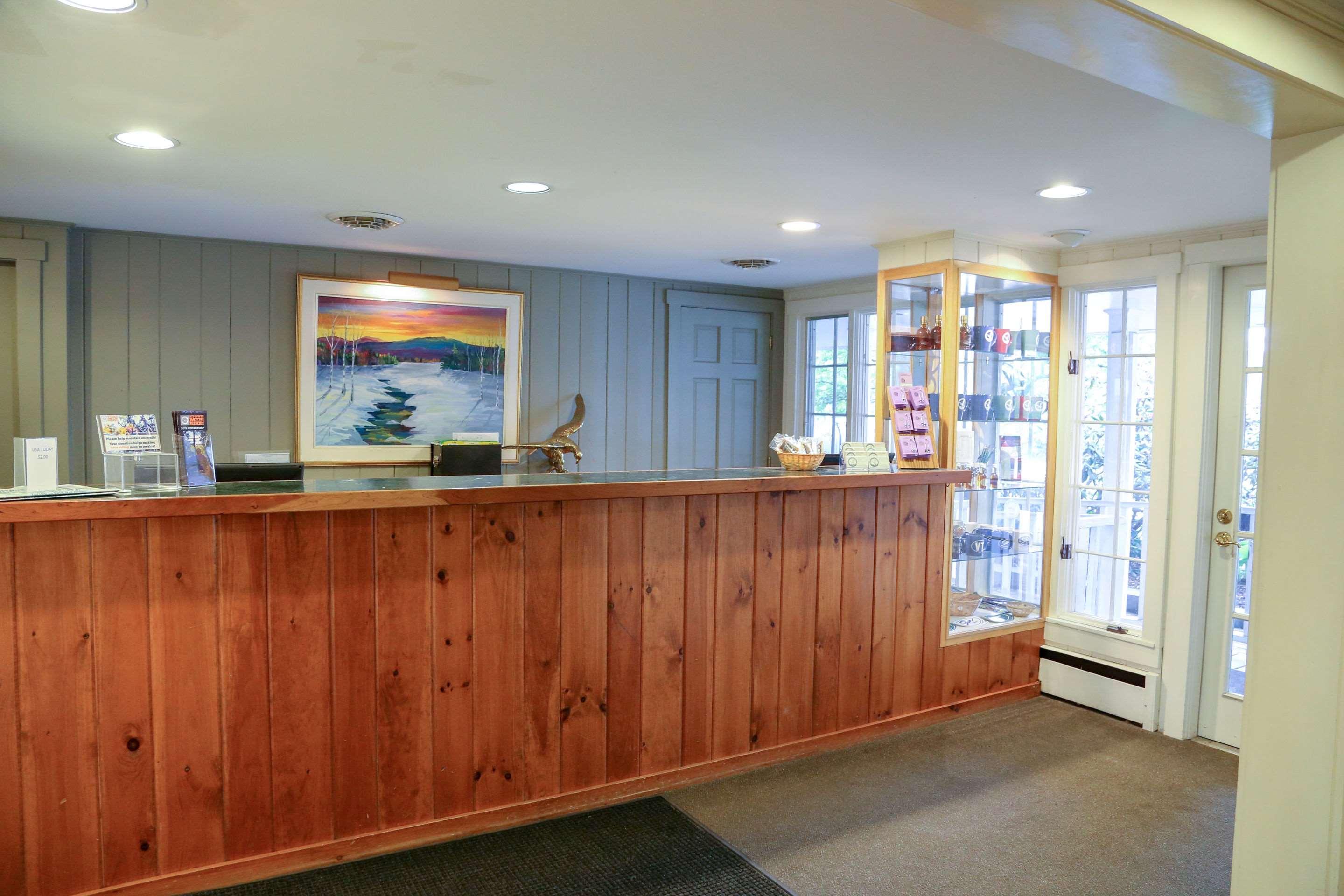 Bluebird Cady Hill Lodge ストー エクステリア 写真